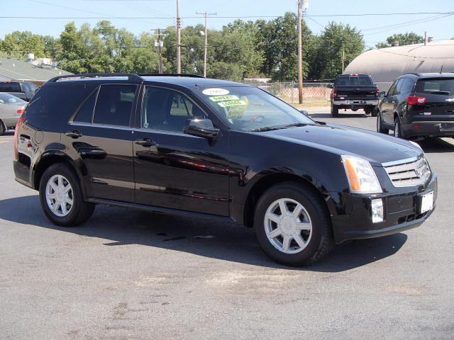 2005 Cadillac SRX Unknown