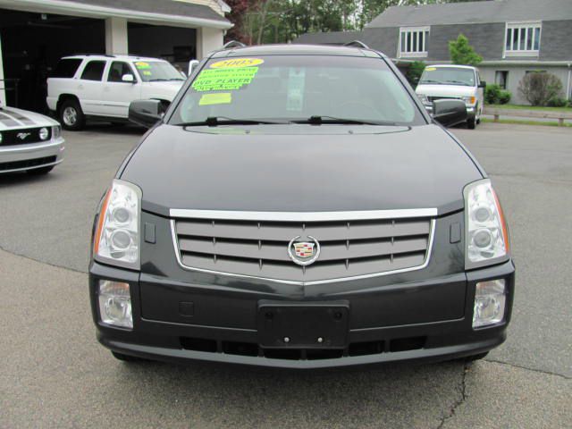 2005 Cadillac SRX FWD 7-passenger V6 LE