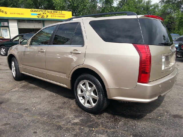 2005 Cadillac SRX Red Line