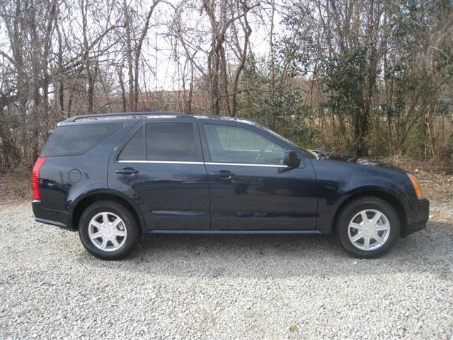 2005 Cadillac SRX Red Line
