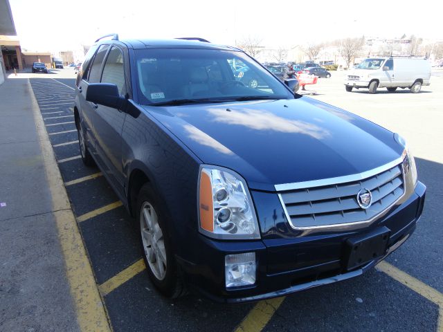 2005 Cadillac SRX Red Line