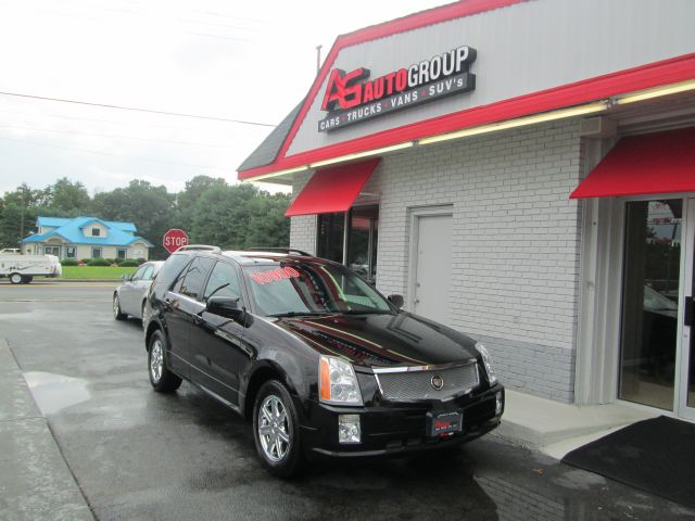 2005 Cadillac SRX Red Line