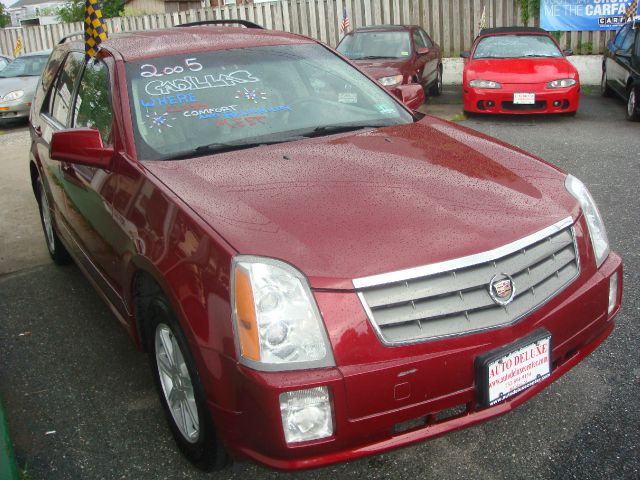 2005 Cadillac SRX Red Line