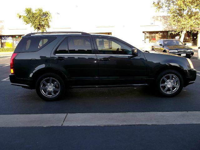 2005 Cadillac SRX Red Line