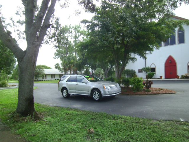 2006 Cadillac SRX Red Line