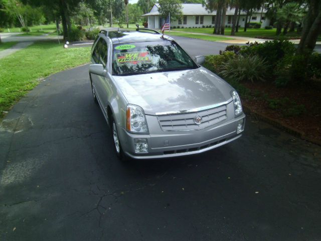2006 Cadillac SRX Red Line