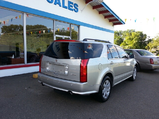 2006 Cadillac SRX Red Line
