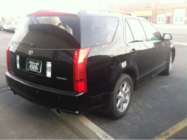 2006 Cadillac SRX Red Line