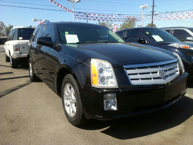 2006 Cadillac SRX Base