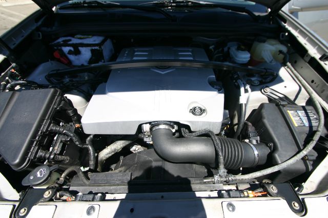 2006 Cadillac SRX Red Line