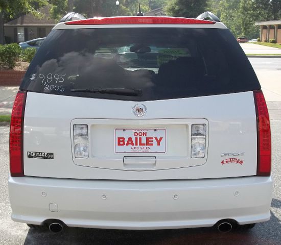 2006 Cadillac SRX Red Line