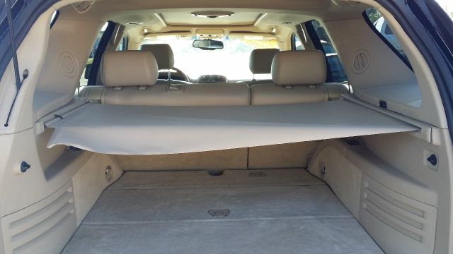 2006 Cadillac SRX SE-R