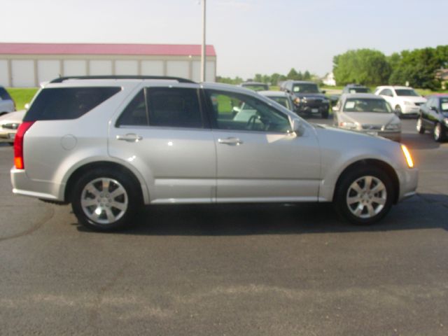 2006 Cadillac SRX Touring / AWD