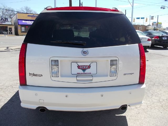 2006 Cadillac SRX Red Line