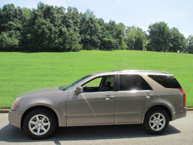 2006 Cadillac SRX Red Line