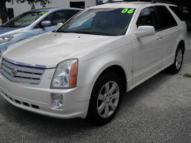 2006 Cadillac SRX Unknown