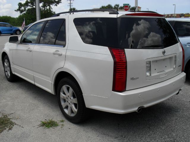 2006 Cadillac SRX Unknown