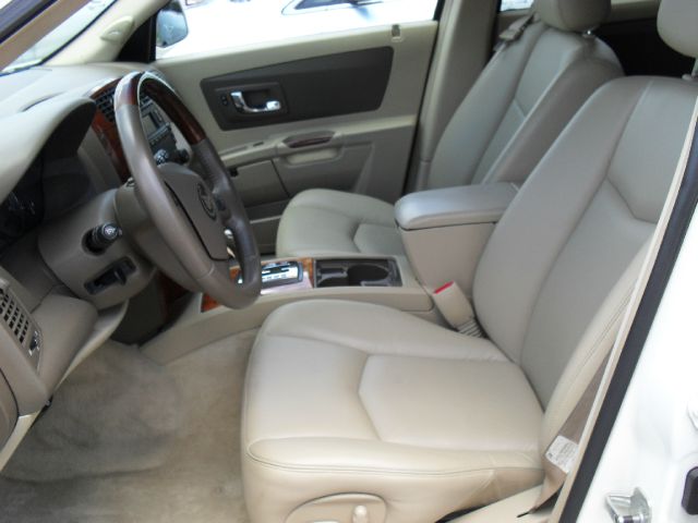 2006 Cadillac SRX Unknown