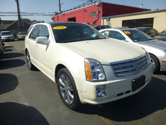2006 Cadillac SRX Red Line