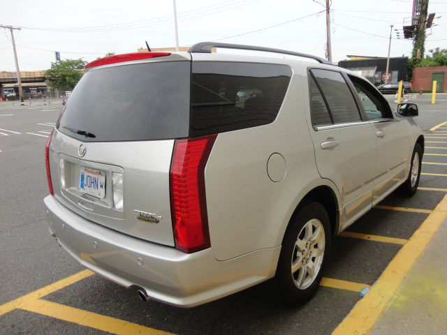 2007 Cadillac SRX SLE 4WD 15
