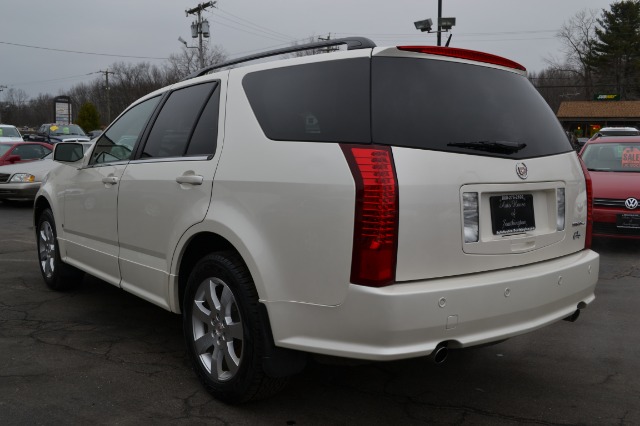 2007 Cadillac SRX Red Line