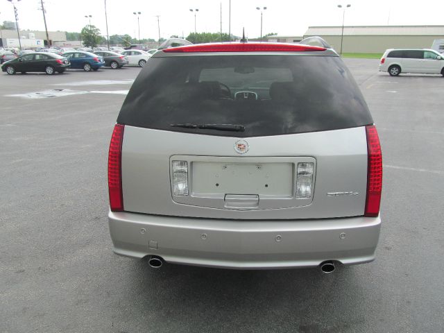 2007 Cadillac SRX Red Line