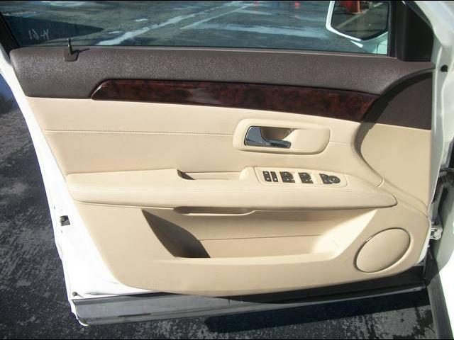 2007 Cadillac SRX Red Line