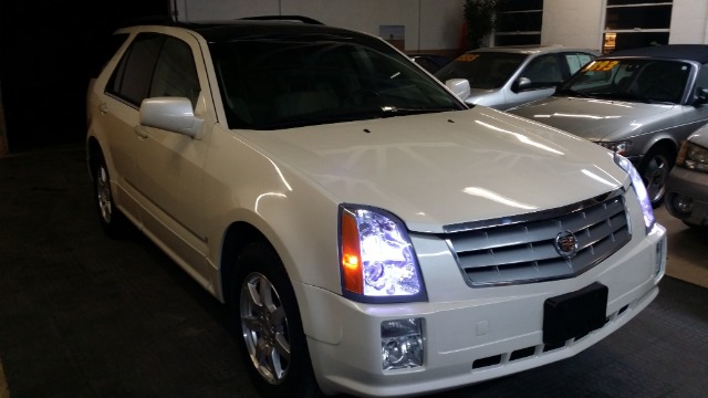 2008 Cadillac SRX Touring / AWD