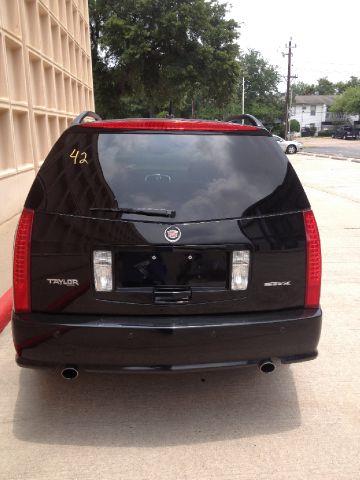2008 Cadillac SRX Red Line