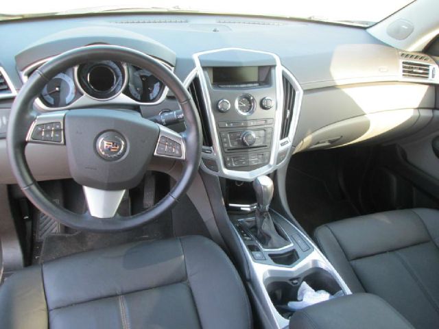 2010 Cadillac SRX Unknown