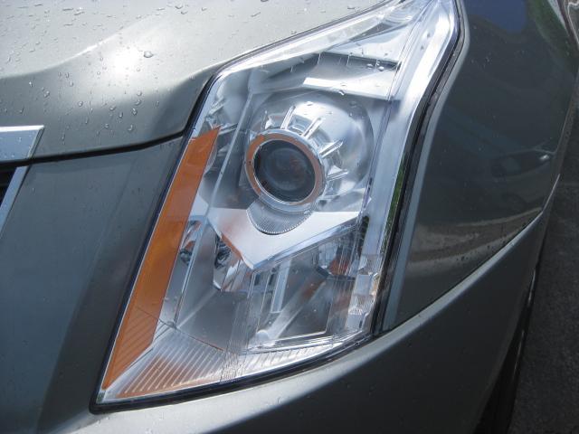 2011 Cadillac SRX Reg Cab Walk In Utility