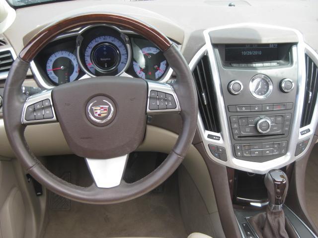 2011 Cadillac SRX Reg Cab Walk In Utility
