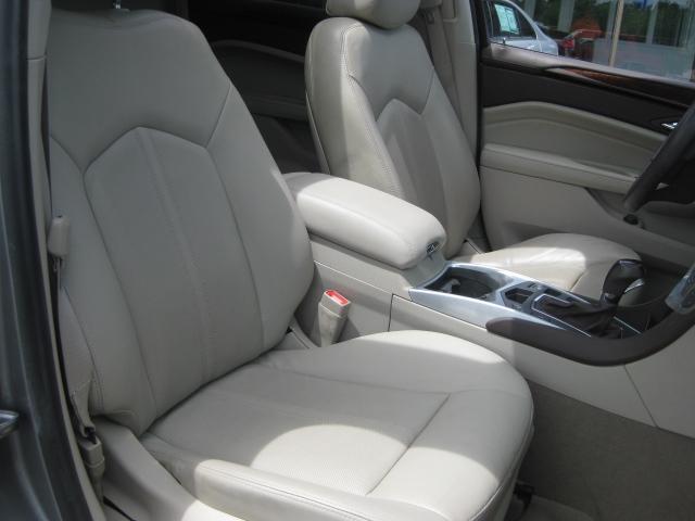 2011 Cadillac SRX Reg Cab Walk In Utility