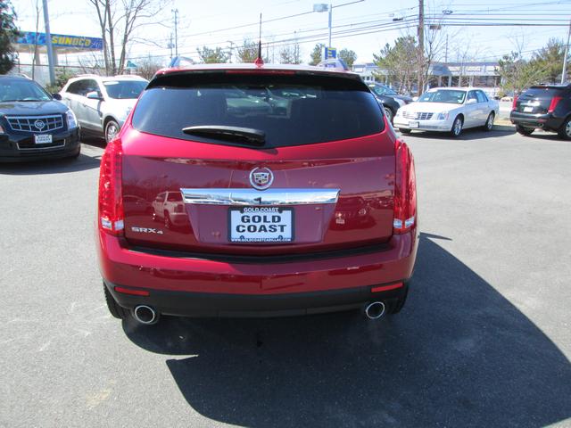 2011 Cadillac SRX 4dr Sdn I4 Auto 1.8 S