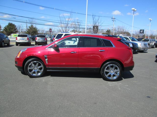 2011 Cadillac SRX 4dr Sdn I4 Auto 1.8 S