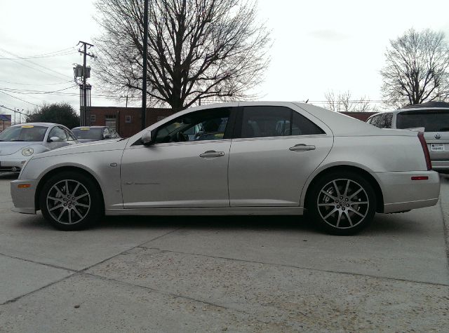 2006 Cadillac STS-V CE Van