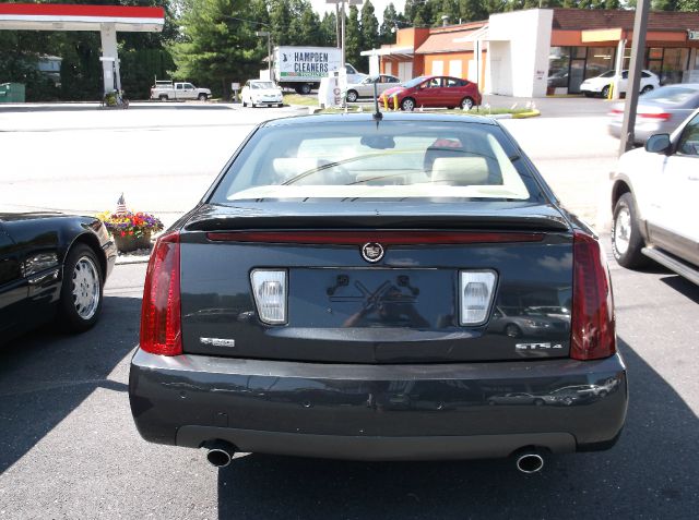 2005 Cadillac STS SE-R