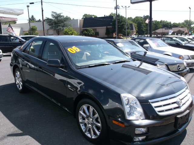 2005 Cadillac STS SE-R