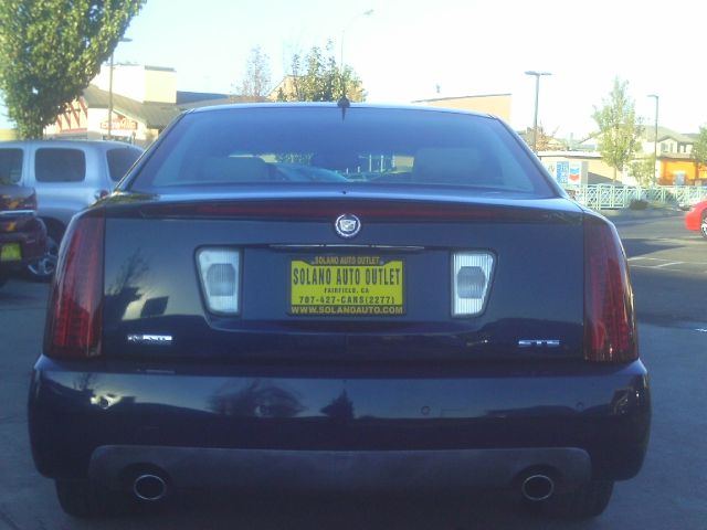 2005 Cadillac STS SE-R