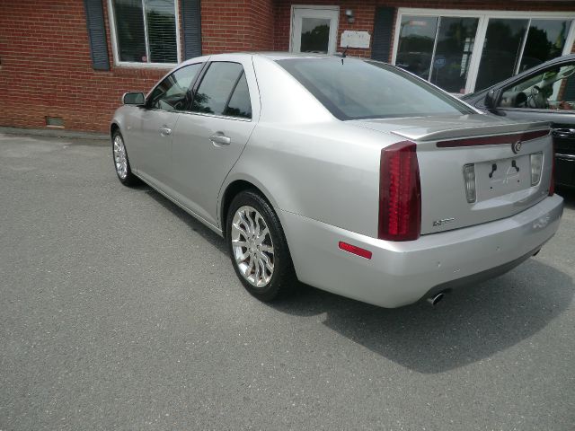 2005 Cadillac STS SE-R