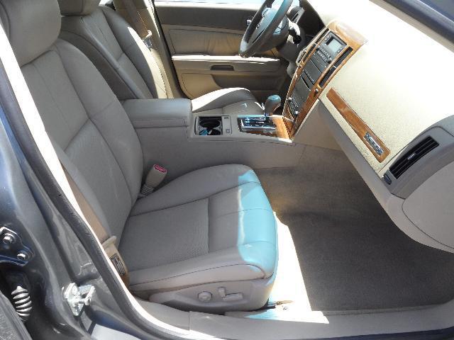 2005 Cadillac STS Base