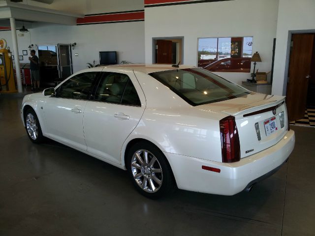 2005 Cadillac STS SE-R