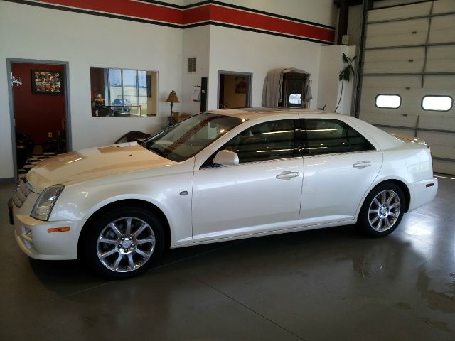 2005 Cadillac STS SE-R