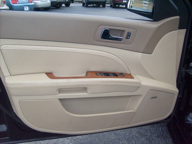 2007 Cadillac STS R25