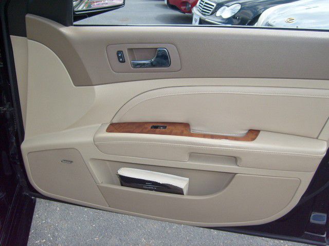 2007 Cadillac STS R25