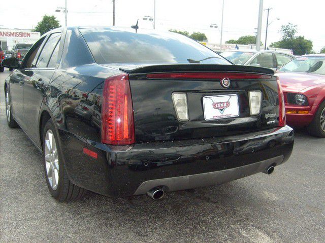 2007 Cadillac STS R25