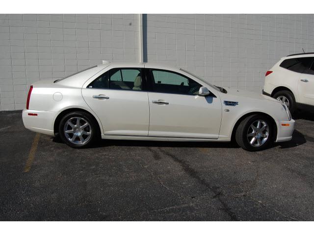 2011 Cadillac STS R25