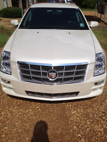2011 Cadillac STS LT 5 1/4 Ft