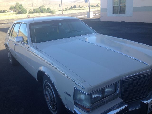 1984 Cadillac SEVILLE L.T. 4-w.d. 5.3L