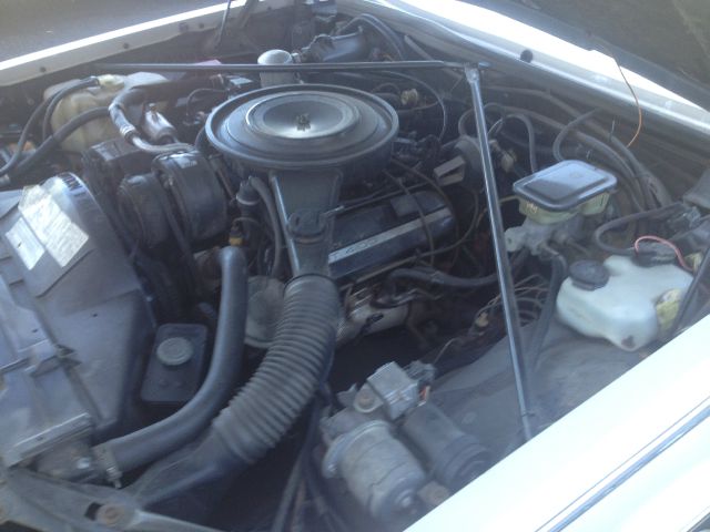 1984 Cadillac SEVILLE L.T. 4-w.d. 5.3L